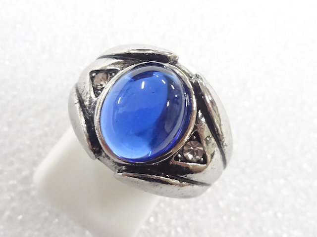 JAPANESE KIMONO / ANTIQUE COLORED STONE RING (SIZE 12)